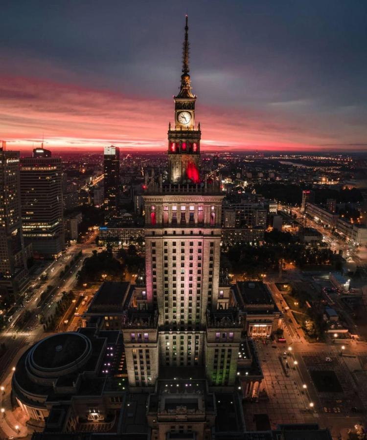 Top Metro X2 Fast Wifi 400 Mbs 70'Tv Netflix Hbo Max Appletv+ Disney+ Варшава Екстериор снимка
