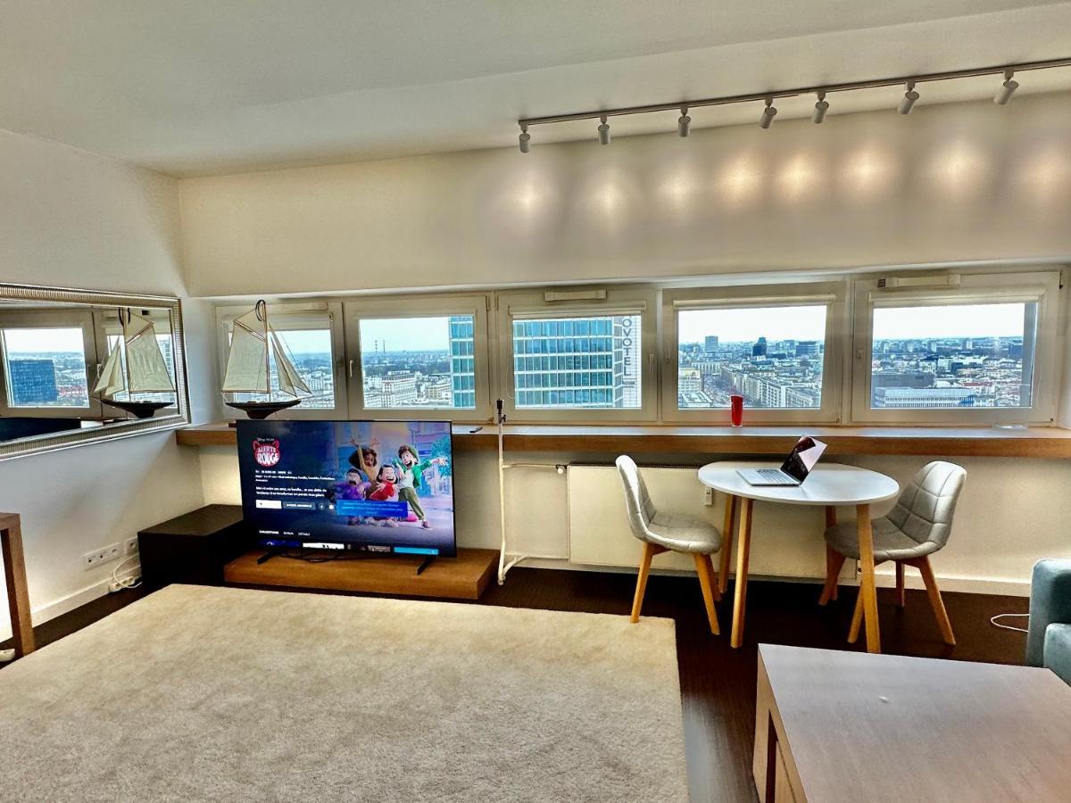 Top Metro X2 Fast Wifi 400 Mbs 70'Tv Netflix Hbo Max Appletv+ Disney+ Варшава Екстериор снимка